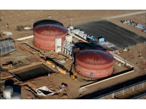 Thermal storage tanks in a CSP plant under construction
