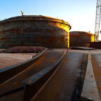 Solana CSP plant during construction, thermal storage tanks