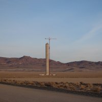 Crescent Dunes tower - Picture: http://www.flickr.com/photos/donbrr/
