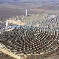Aerial view of PS10 in the forefront and PS20 CSP plants